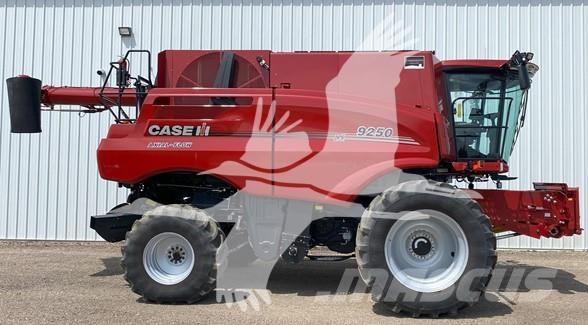 Case IH 9250 Mietitrebbiatrici