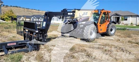 JLG 742 Sollevatori telescopici