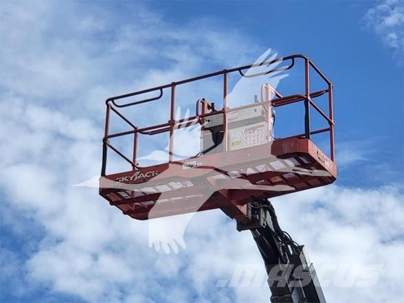 SkyJack SJ82T Piattaforme a braccio telescopico