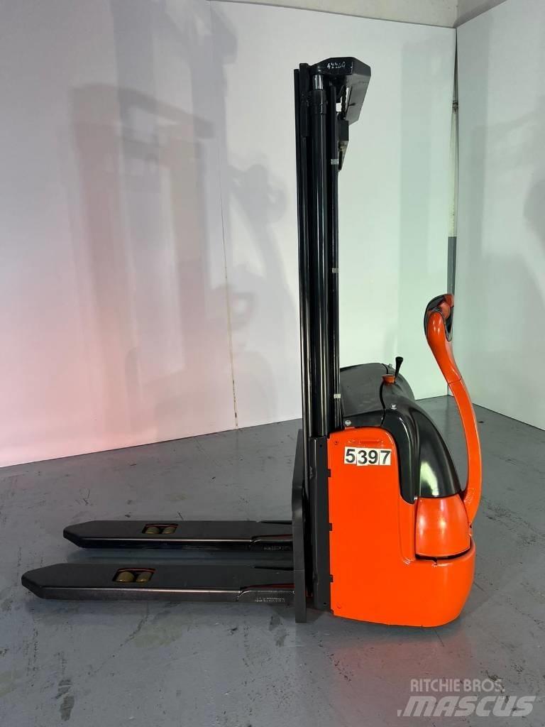 Linde L10 Transpallet uomo a terra