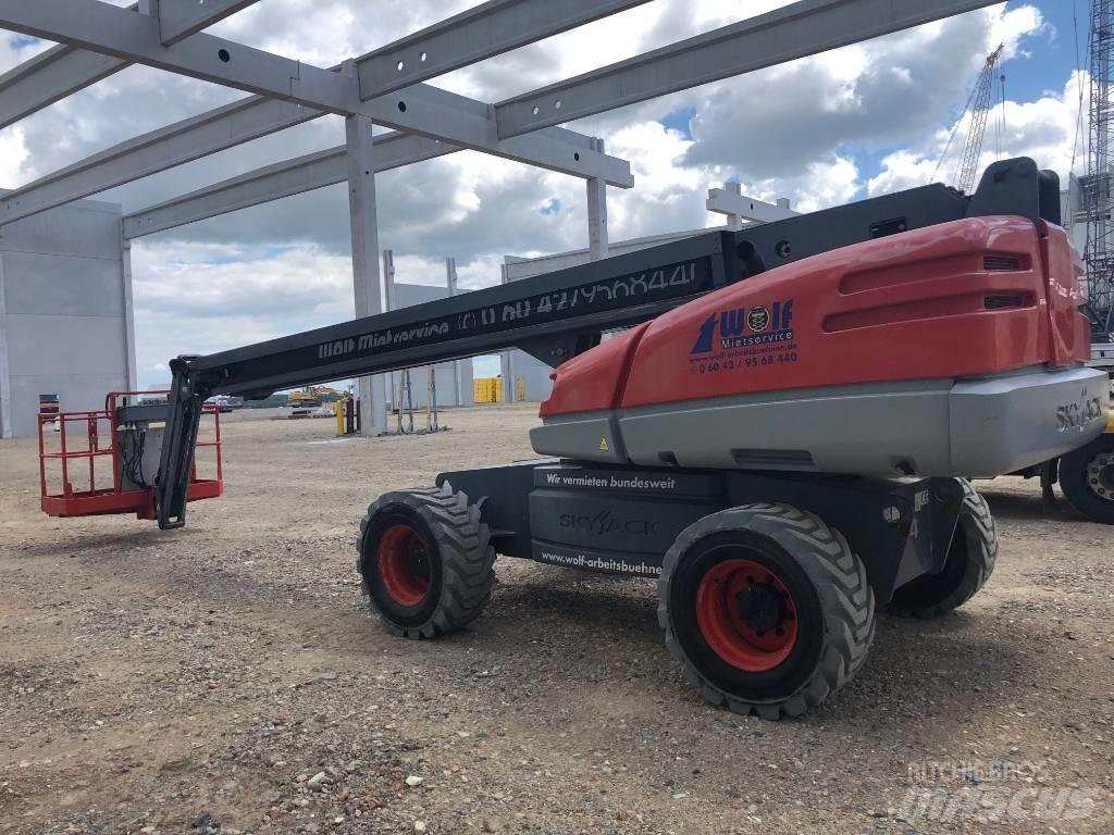 SkyJack SJ 66 T Piattaforme a braccio articolato