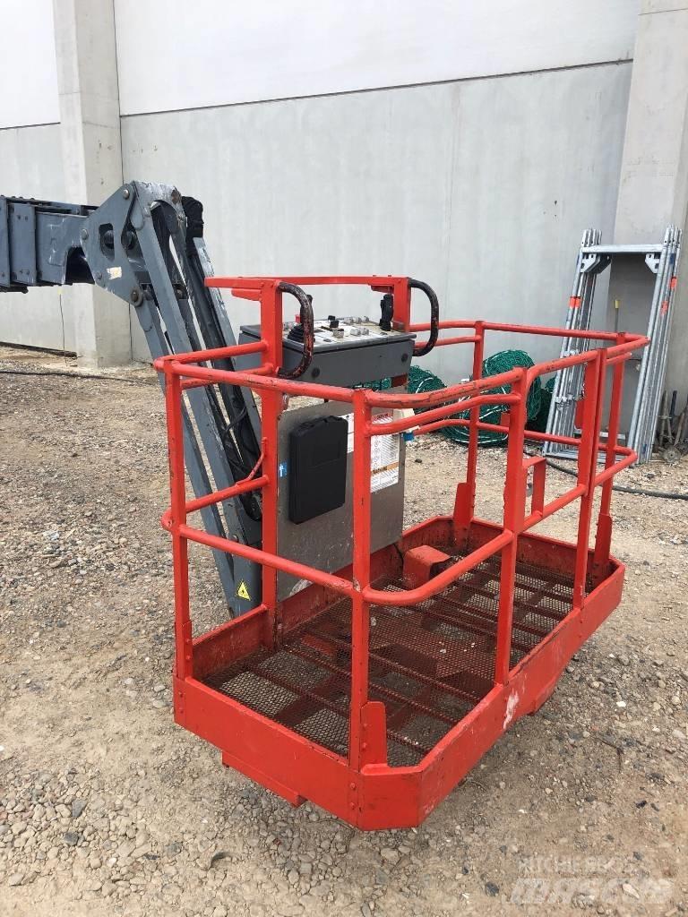 SkyJack SJ 66 T Piattaforme a braccio articolato