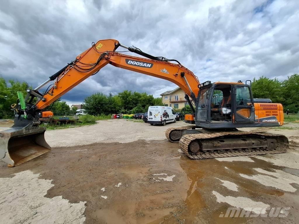 Doosan DX 225 LC-5 Escavatori cingolati
