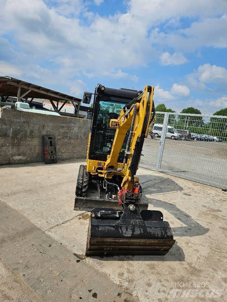 CAT 301.8 Miniescavatori