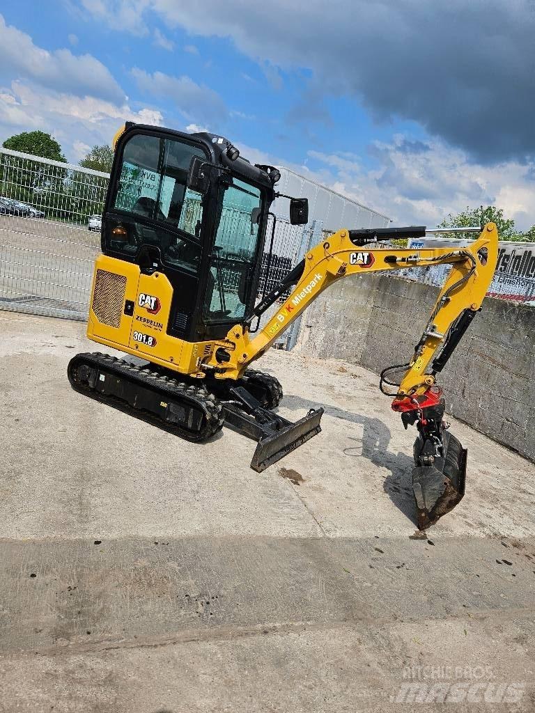 CAT 301.8 Miniescavatori