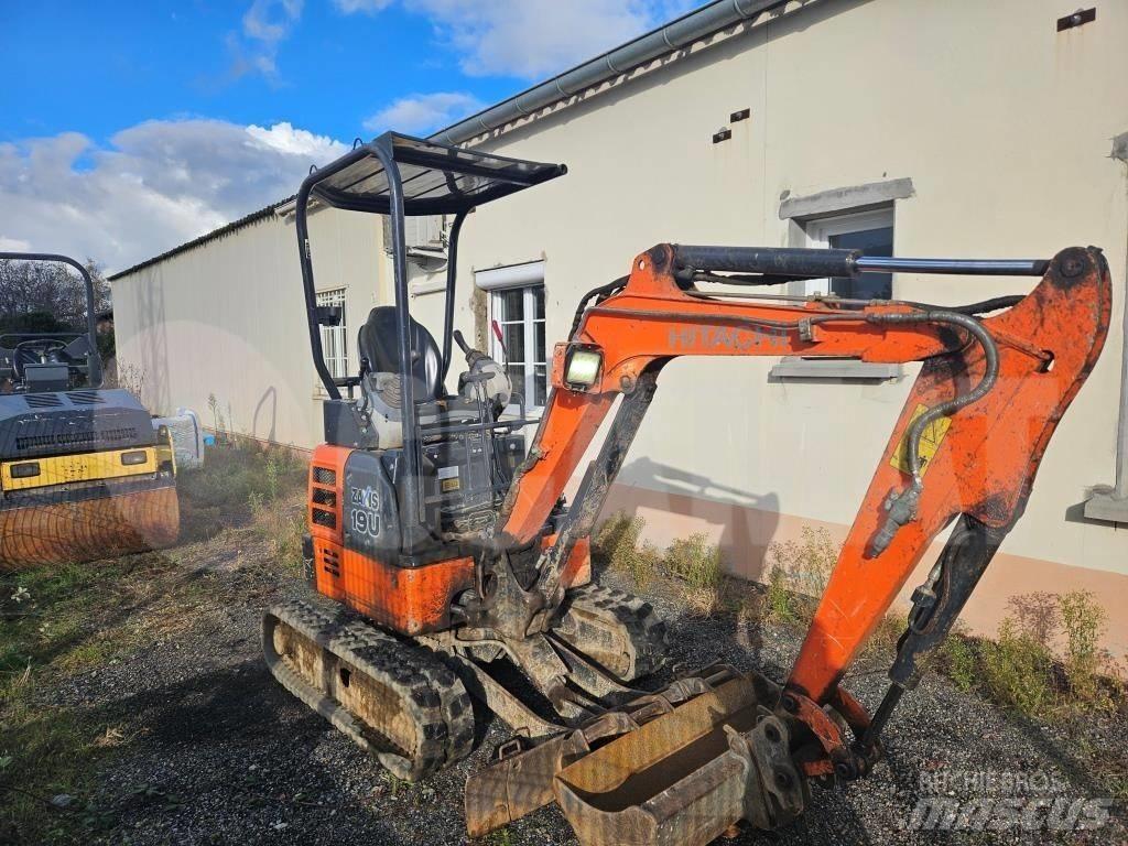 Hitachi ZX 19 U Miniescavatori