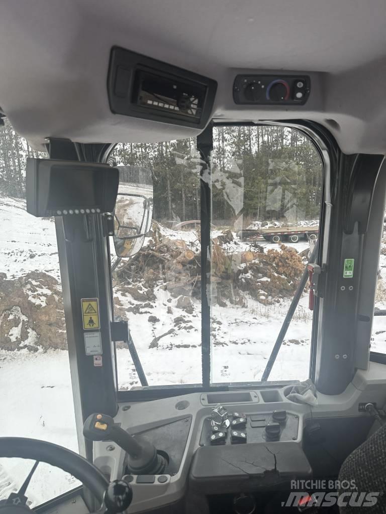 CAT 950 Pale gommate