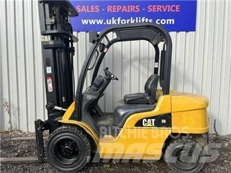CAT DP 30 N Carrelli elevatori diesel