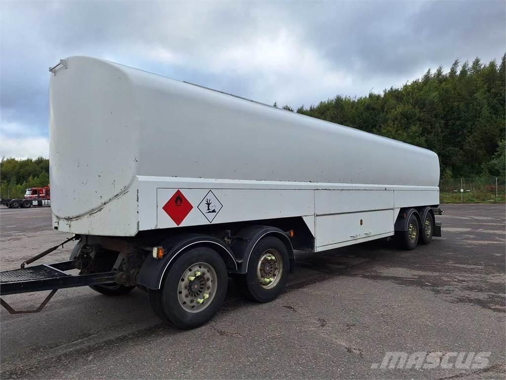  SAF/Mattila MS4 Rimorchi cisterna