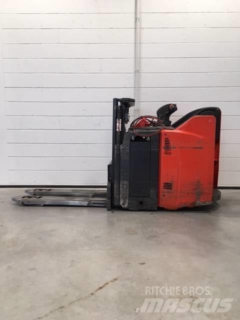 Linde D12HPSP/133 Carelli stoccatori  automatici-usati