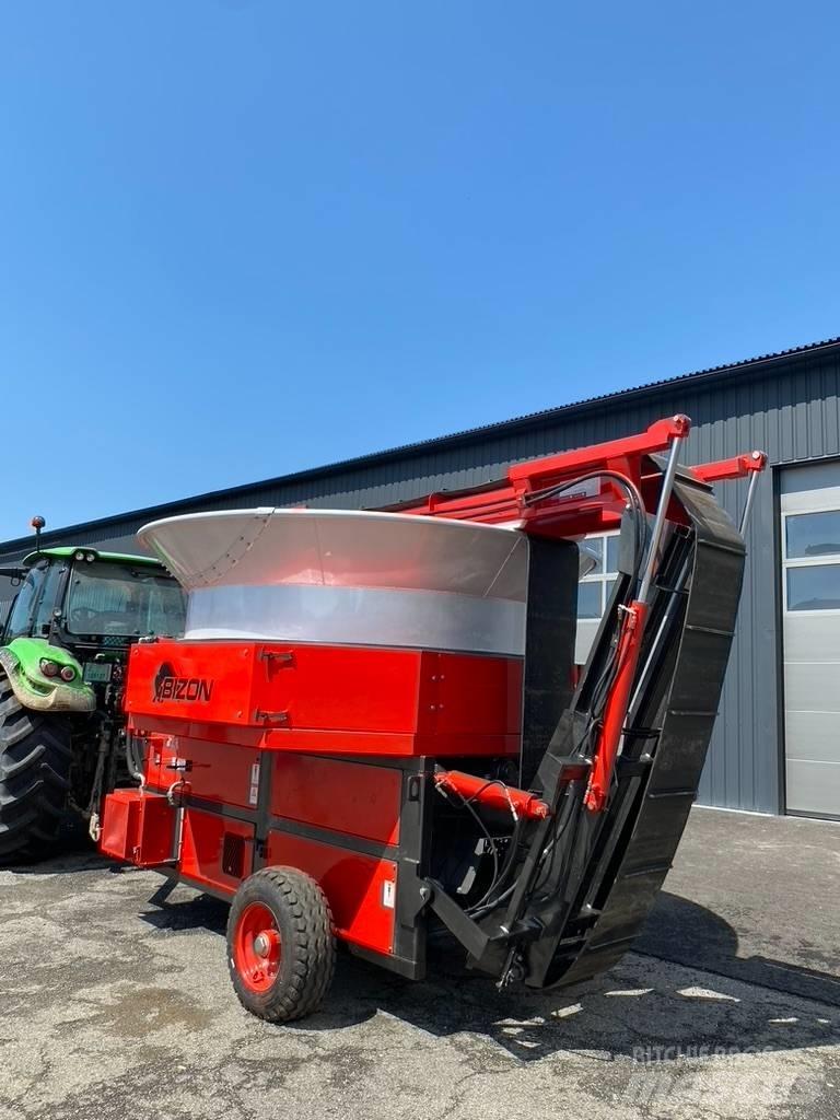 Bizon B-1030 Trinciatrici, tagliatrici e srotolatrici per balle