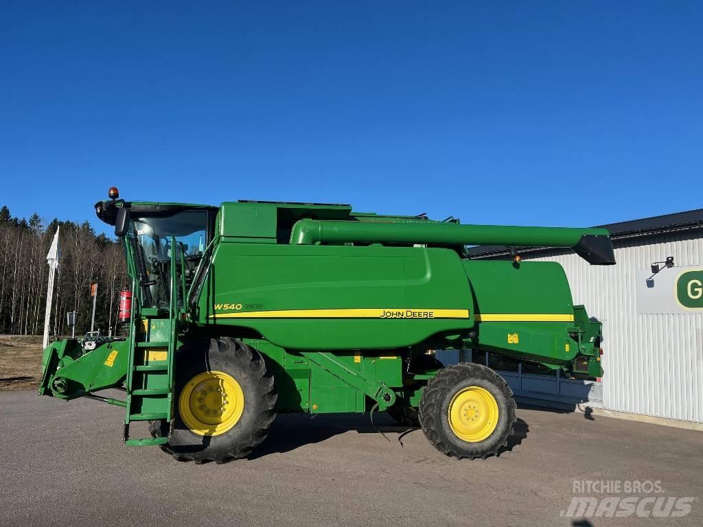 John Deere W540 Mietitrebbiatrici