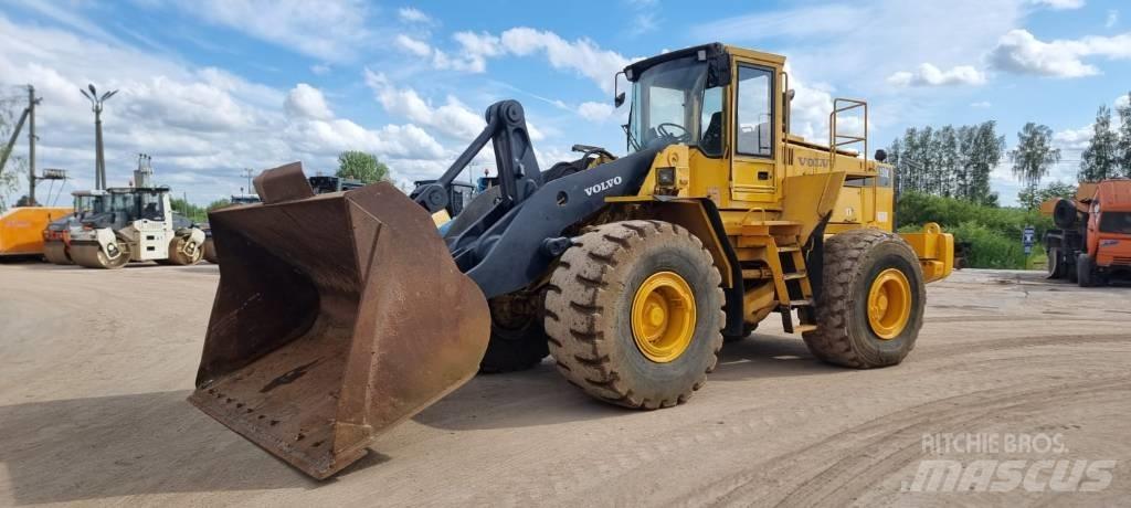 Volvo L 150 C Pale gommate