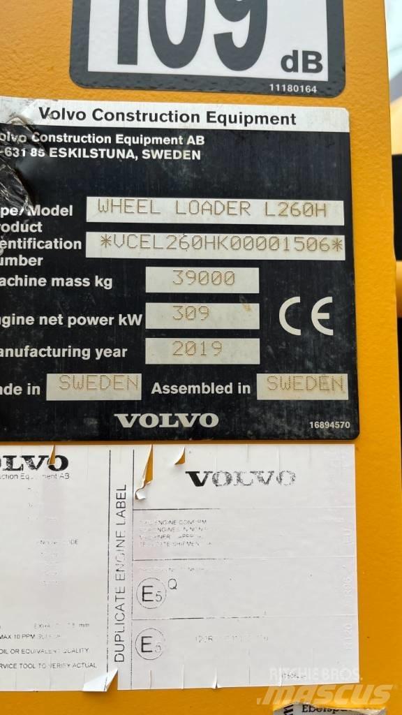 Volvo L260H Pale gommate