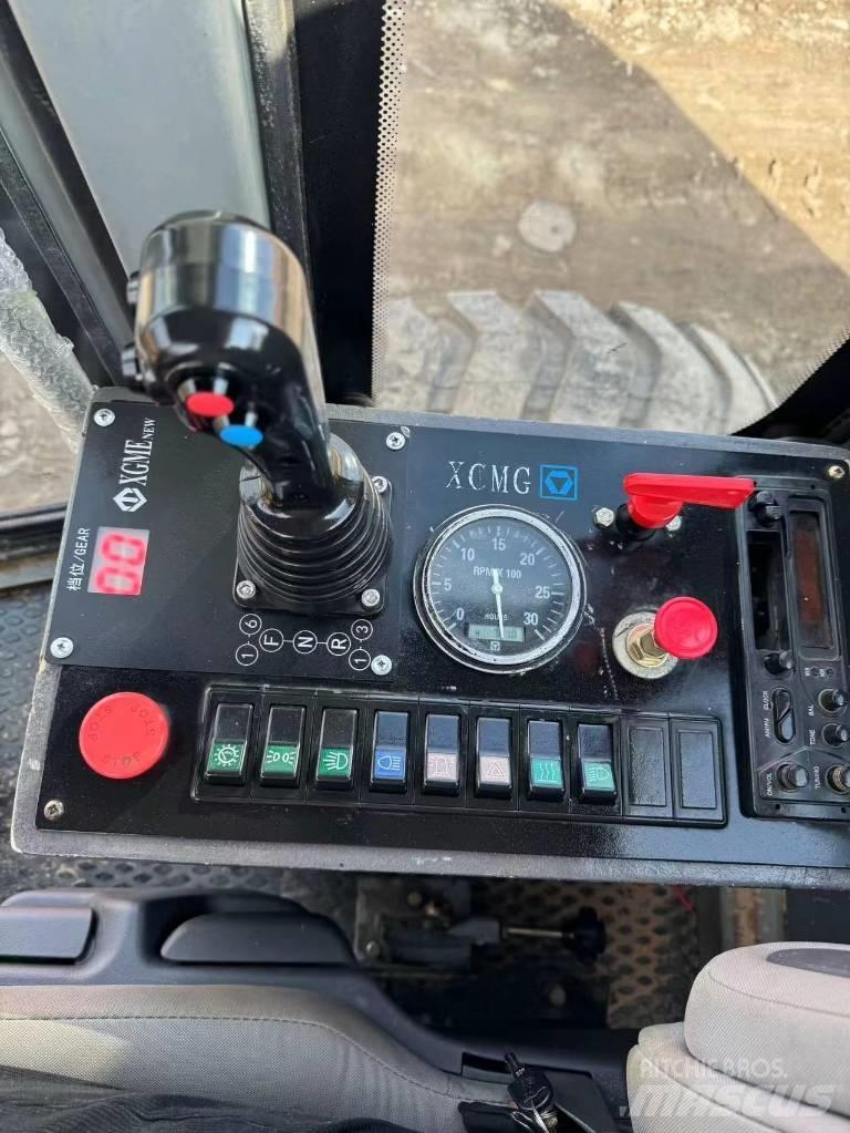 XCMG GR 2153 Motorgraders