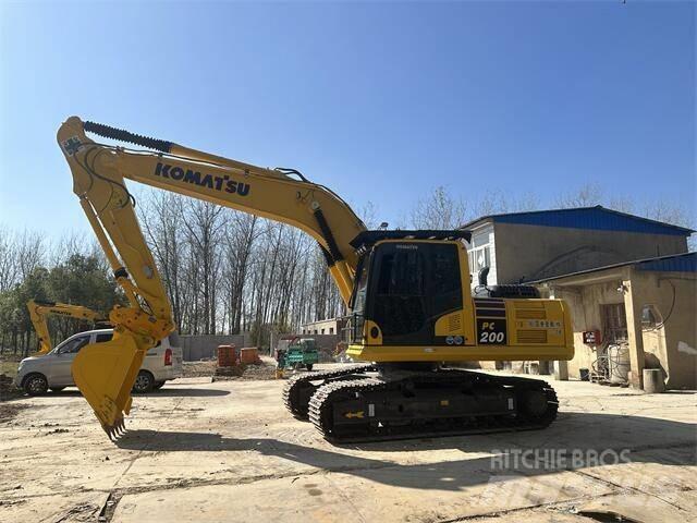 Komatsu PC200-8 Escavatori cingolati