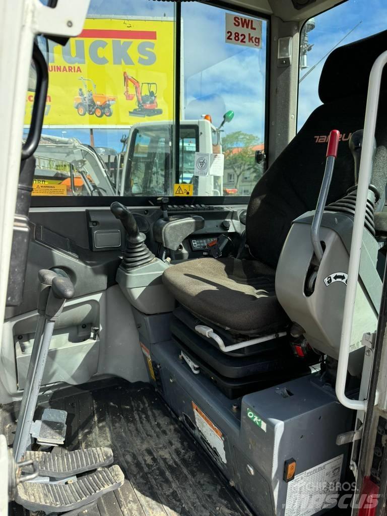 Takeuchi TB 230 Miniescavatori