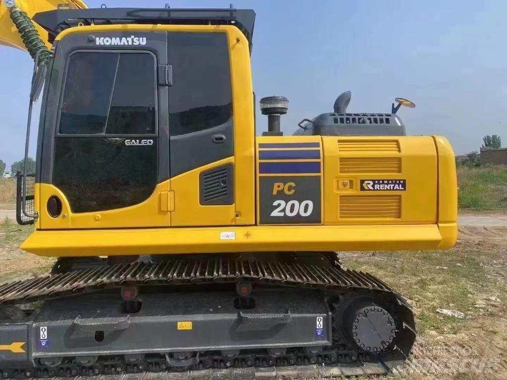 Komatsu PC 200-8 Escavatori medi 7t - 12t