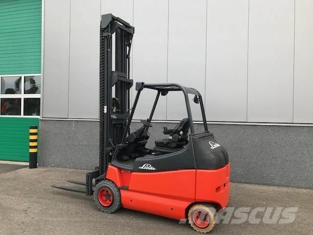 Linde E25/600-02 Carrelli elevatori elettrici