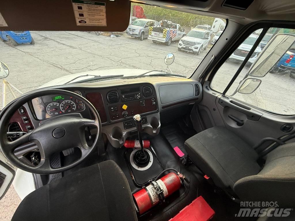 Freightliner M 106 Camion cassonati