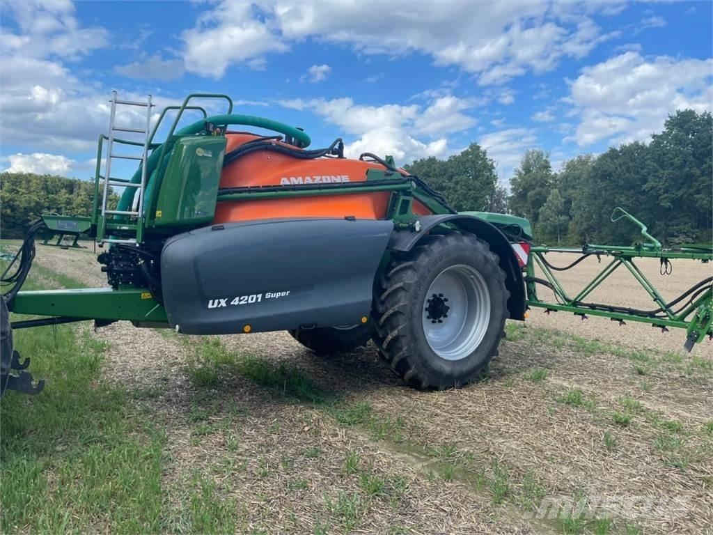 Amazone UX 4201 Irroratrici trainate