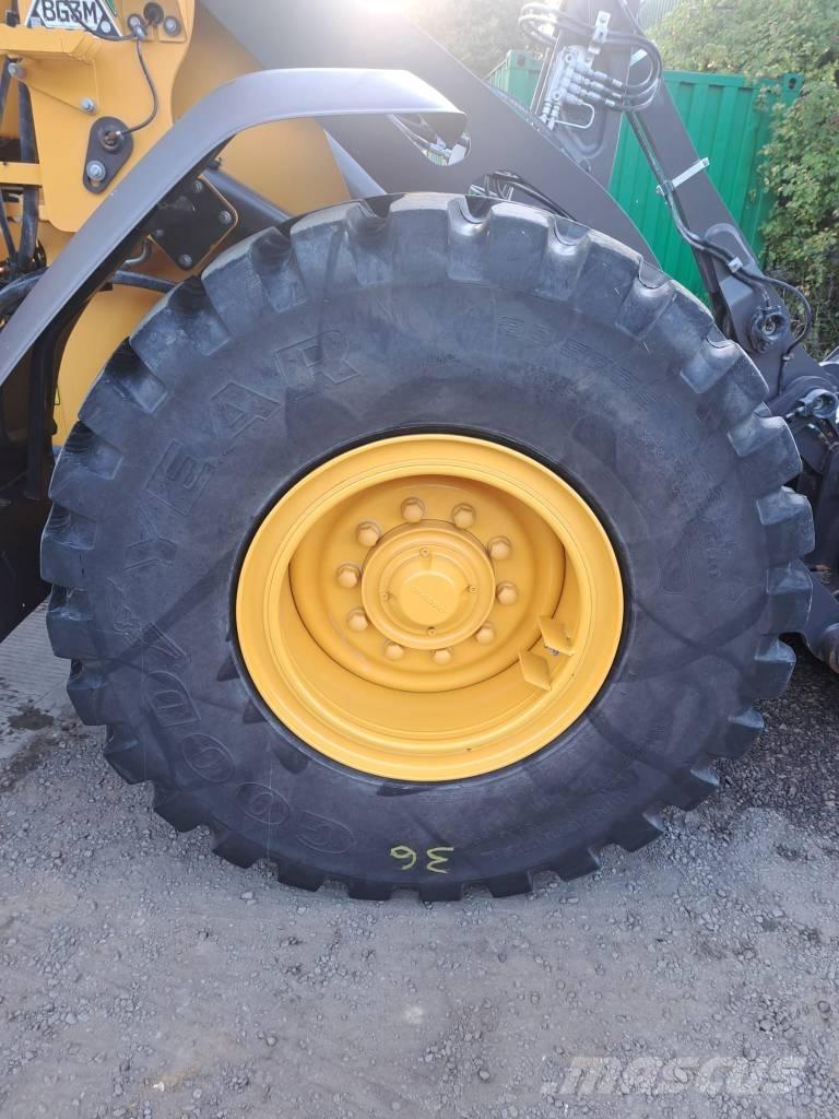 Volvo L 60 H Pale gommate