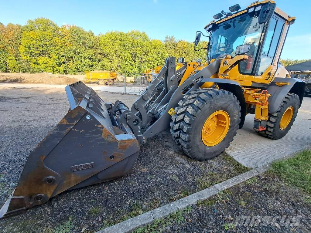 Volvo L 60 H Pale gommate