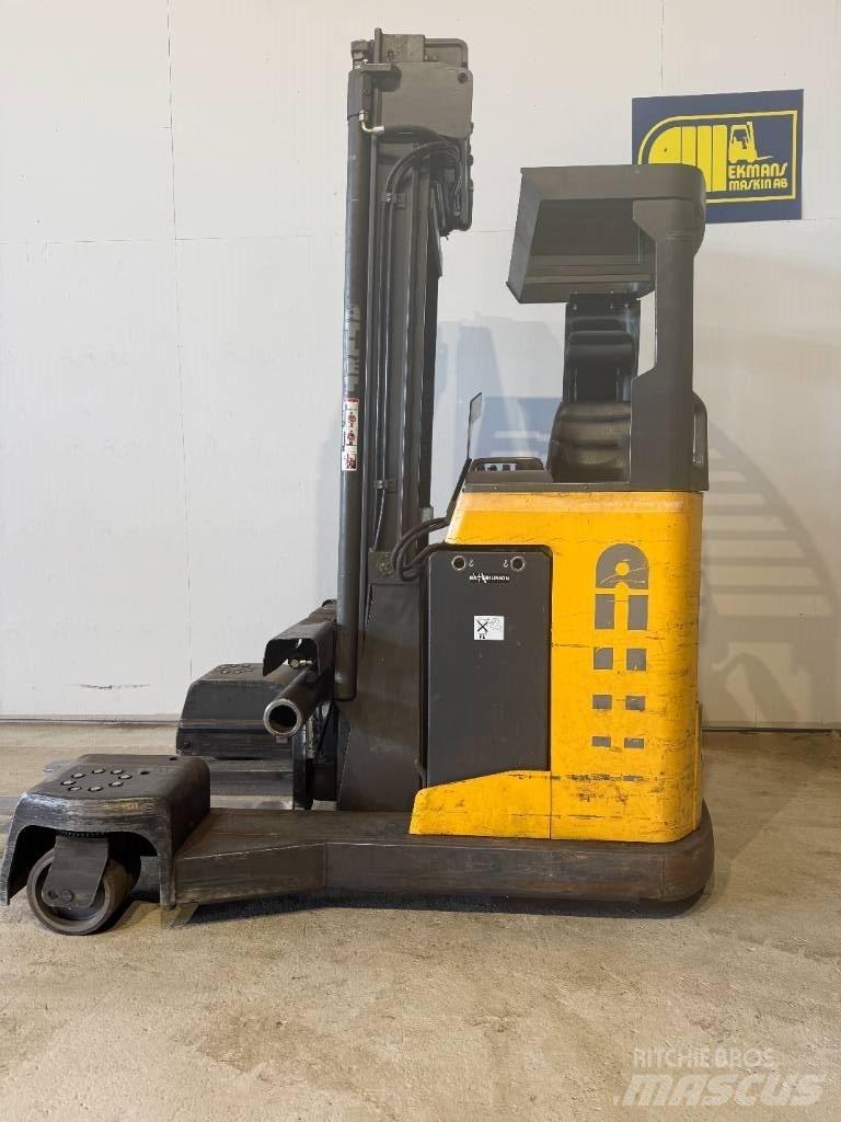 Atlet truck UFS250 Carrello elevatore retrattile a 4 vie