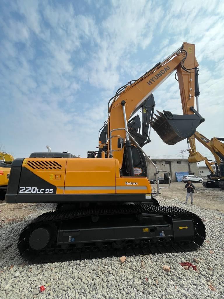 Hyundai 220 Escavatori cingolati