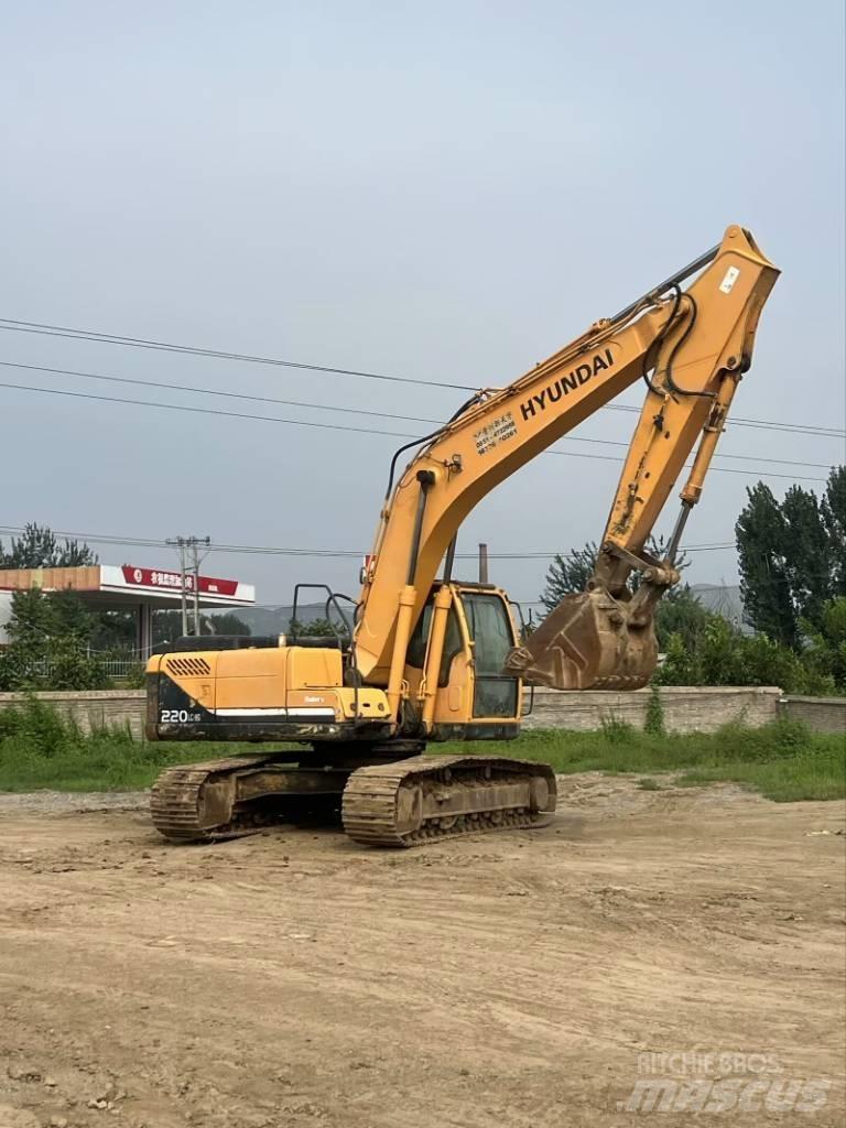 Hyundai R220-9S Escavatori cingolati