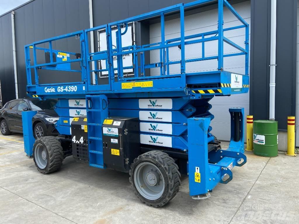 Genie GS 4390 Piattaforme a pantografo