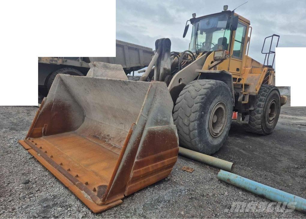Volvo L 180 E Pale gommate
