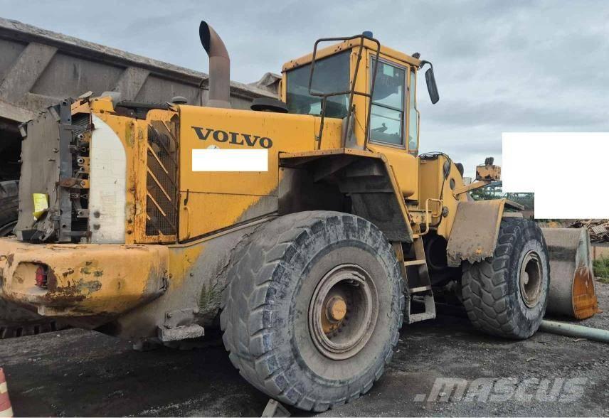 Volvo L 180 E Pale gommate