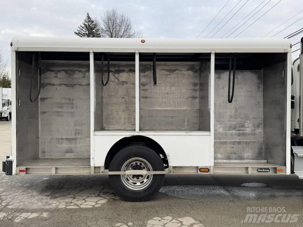 Freightliner M2 Camion per la consegna bevande