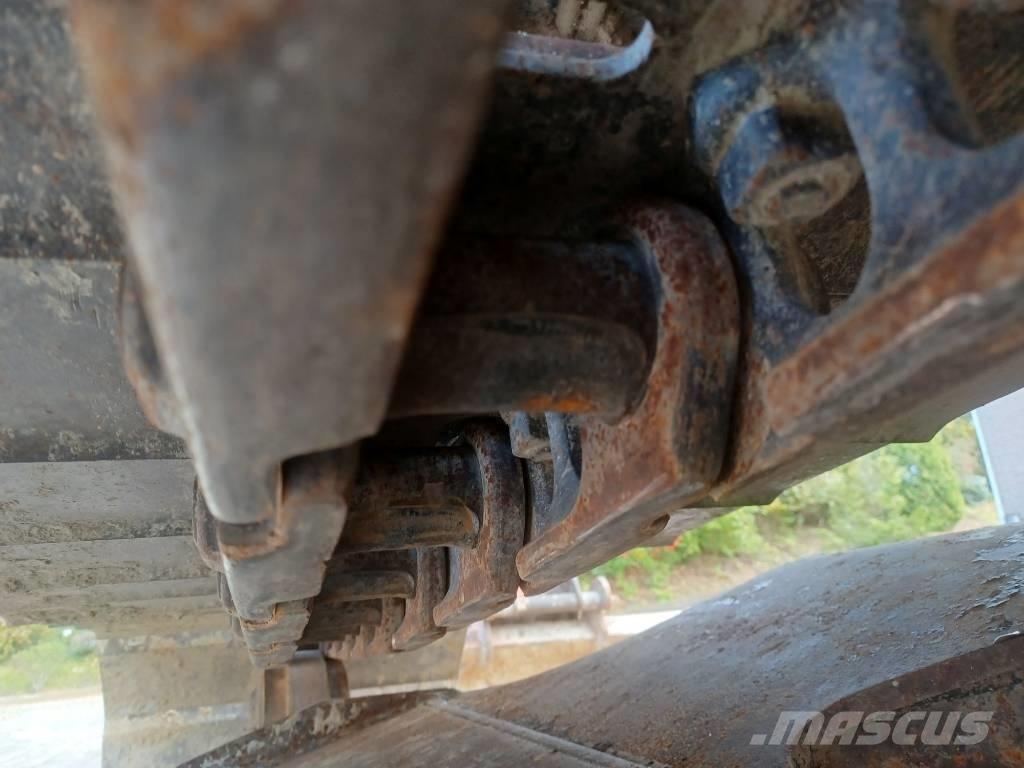 Hitachi ZX 135 US-6 Escavatori cingolati