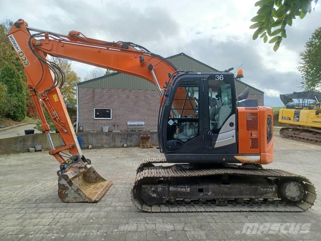 Hitachi ZX 135 US-6 Escavatori cingolati