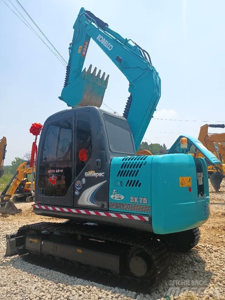 Kobelco SK 75 Miniescavatori