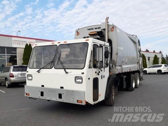 CCC LOW ENTRY Camion dei rifiuti