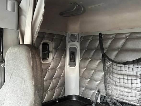 Freightliner 122SD Motrici e Trattori Stradali
