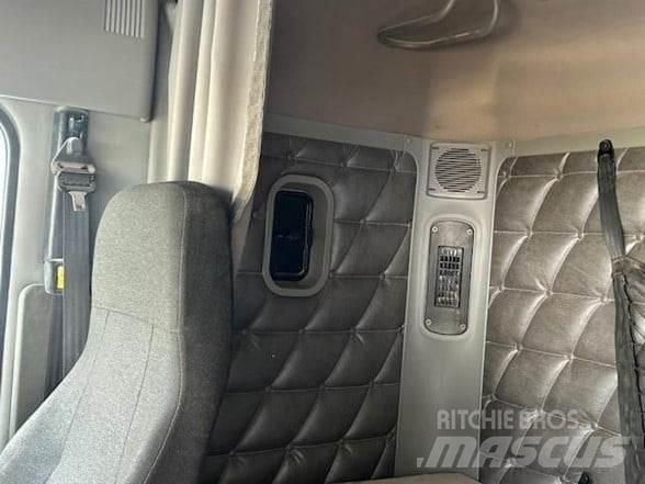 Freightliner 122SD Motrici e Trattori Stradali