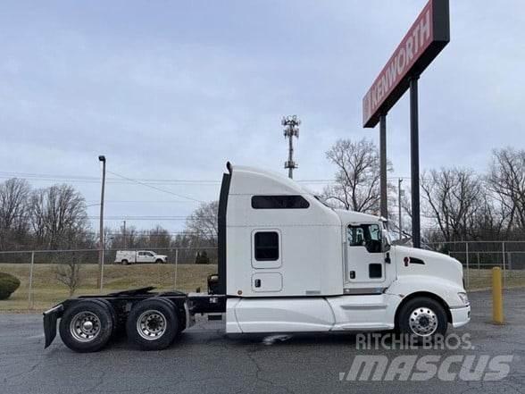 Kenworth T660 Motrici e Trattori Stradali