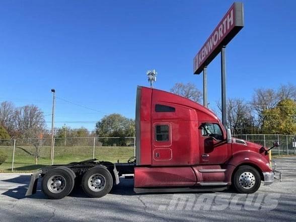 Kenworth T680 Motrici e Trattori Stradali