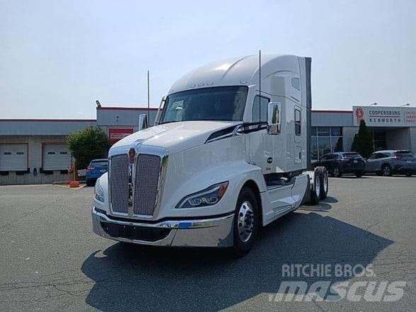 Kenworth T680 Motrici e Trattori Stradali
