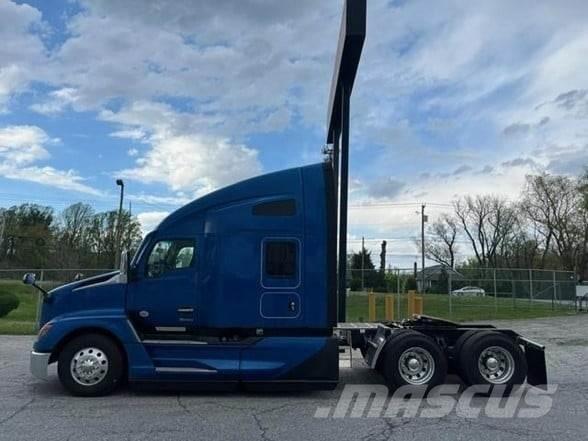 Kenworth T680 Motrici e Trattori Stradali