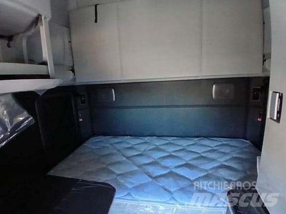 Kenworth T680 Motrici e Trattori Stradali