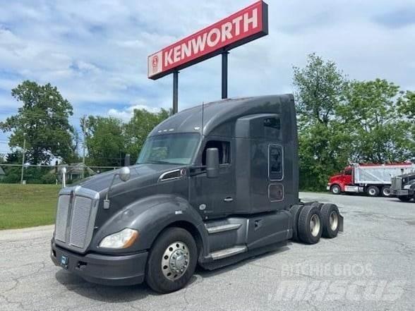 Kenworth T680 Motrici e Trattori Stradali