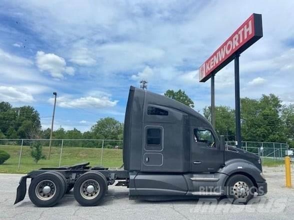 Kenworth T680 Motrici e Trattori Stradali
