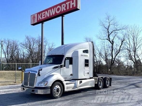 Kenworth T680 Motrici e Trattori Stradali