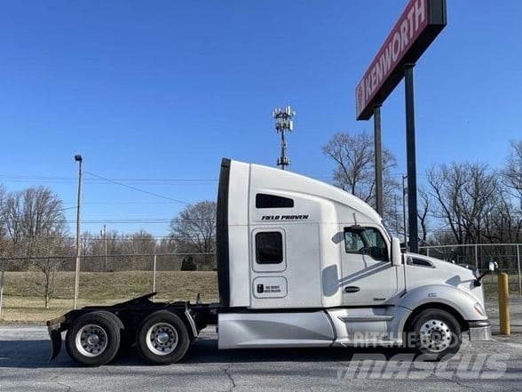 Kenworth T680 Motrici e Trattori Stradali