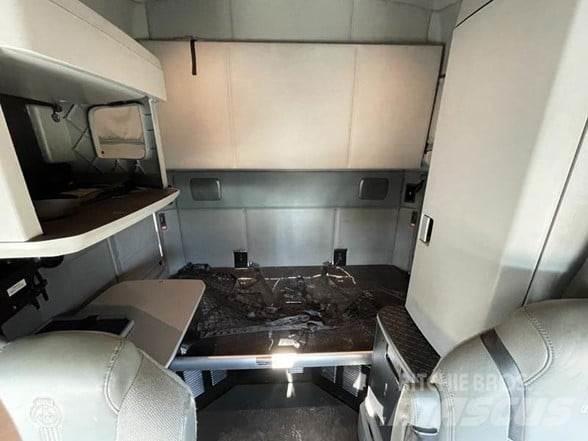 Kenworth T680 Motrici e Trattori Stradali